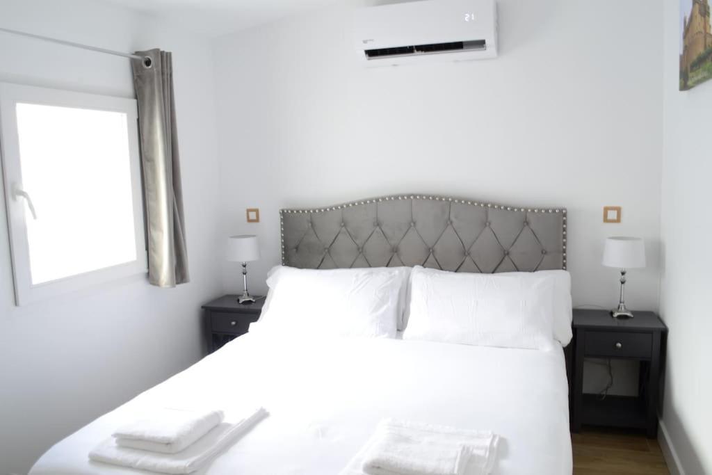 Casa En Alquiler Vacacional En Alcalá de Henares Exterior foto